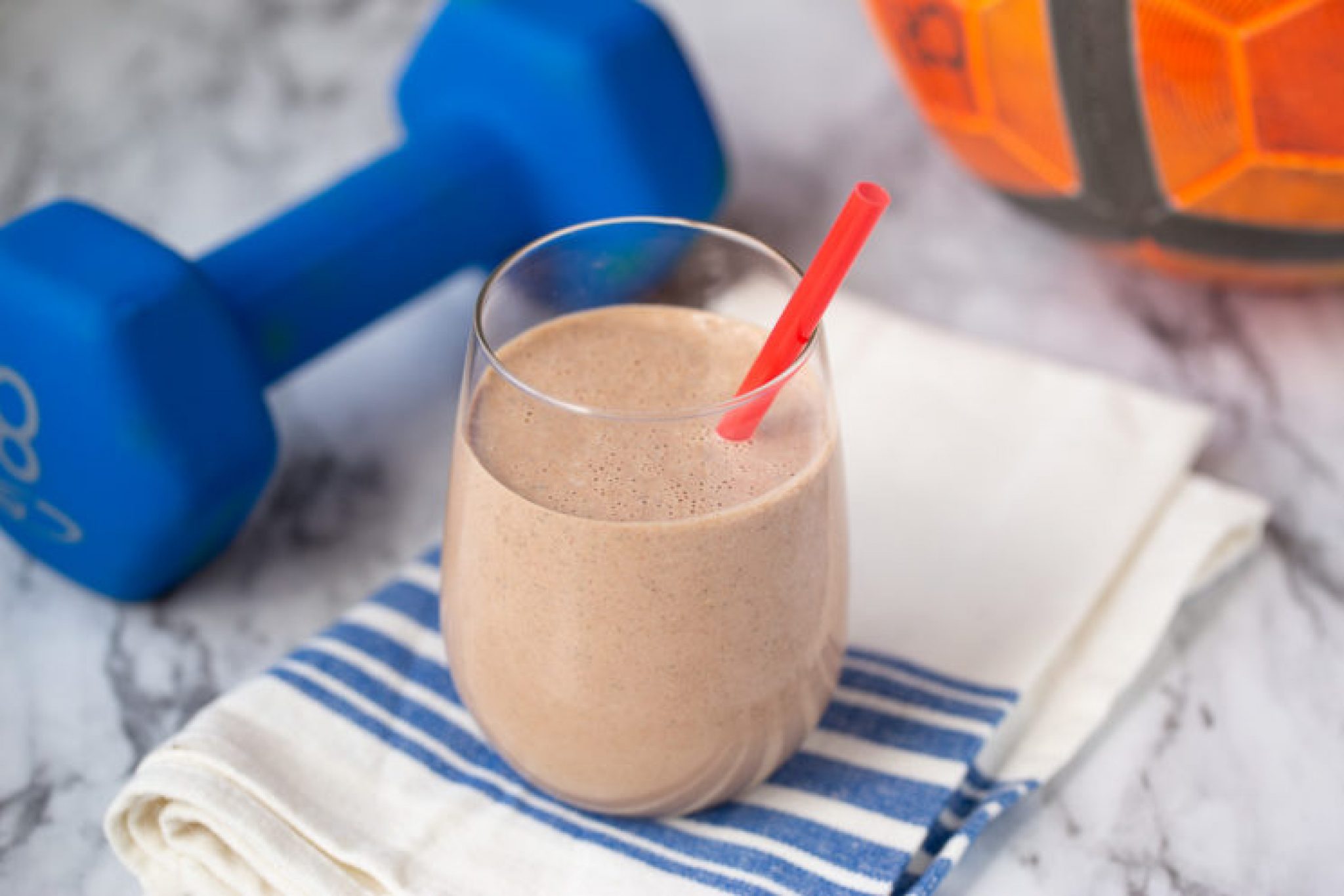 how-many-protein-shakes-per-day-to-build-muscle-fast